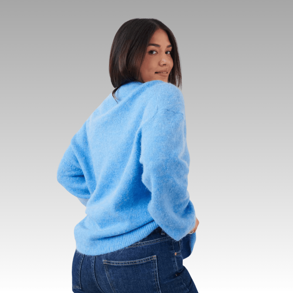 blue soft knit jumper with boxy fit qunfb