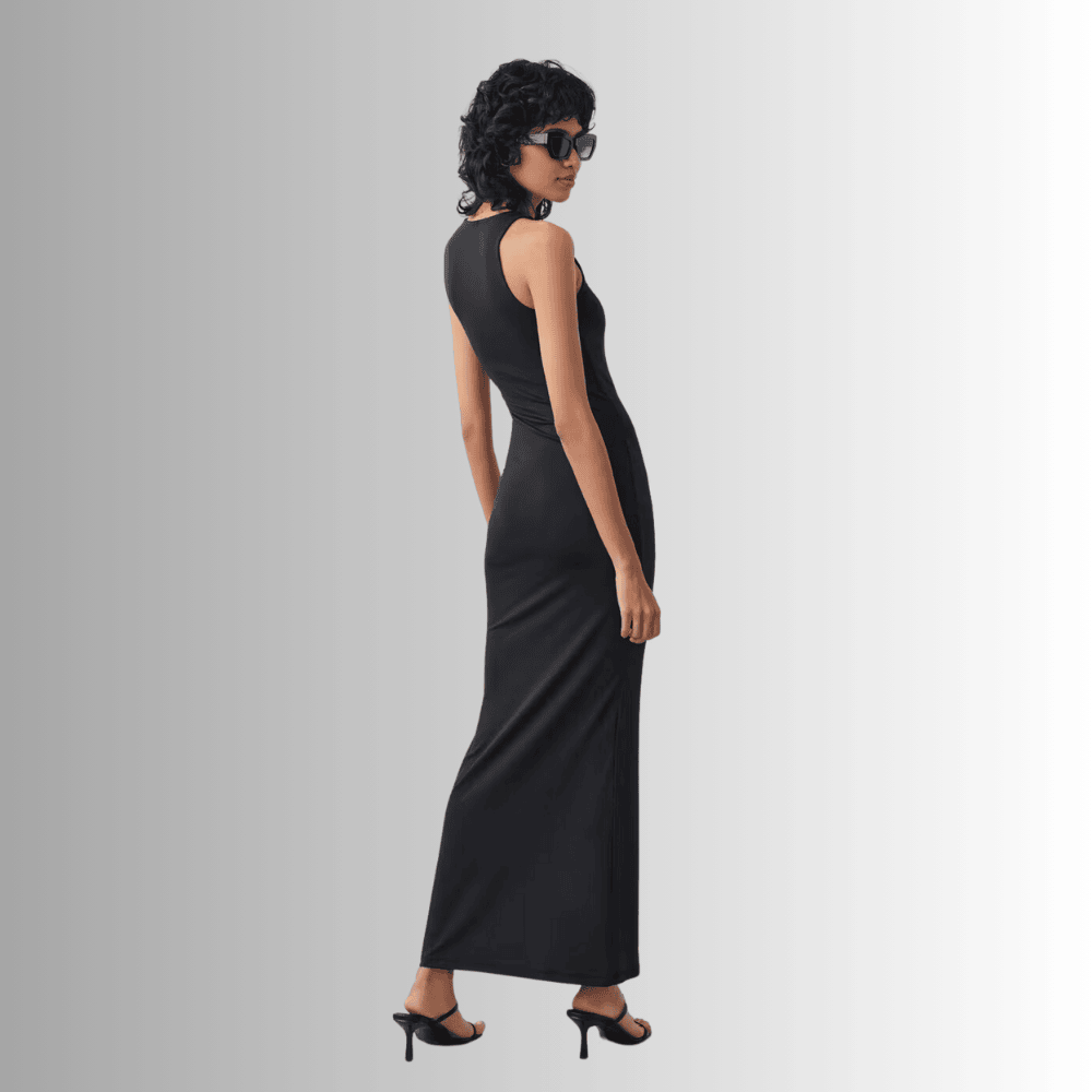 fitted long black dress with broad shoulder straps lgjqo